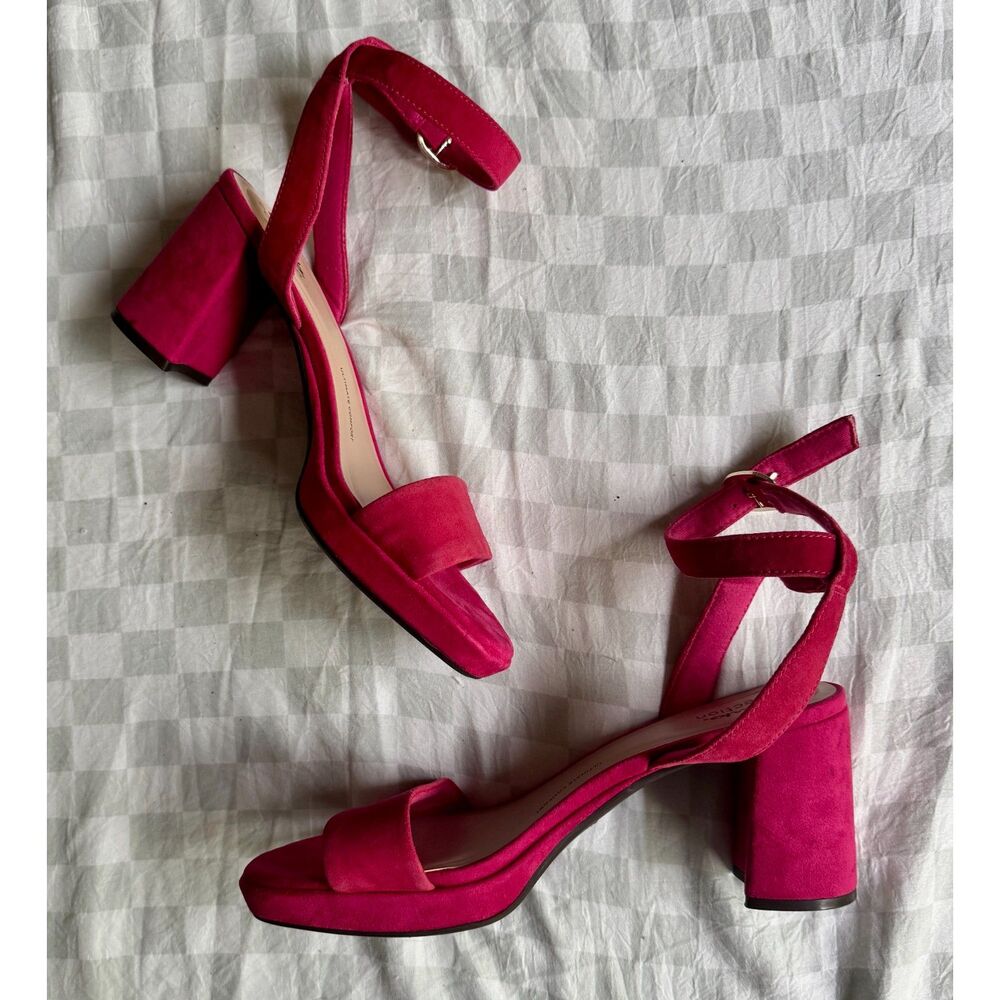 Clarks Ambyrlyn Fuchsia Pink Suede Ankle Strap Block Heel Sandals Size 9.5